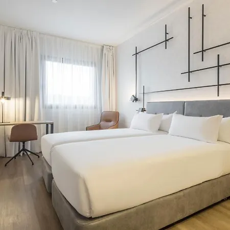 Hotel Ilunion San Mamés 4*