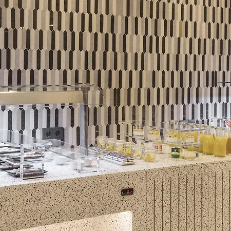 Ilunion San Mames מלון 4*