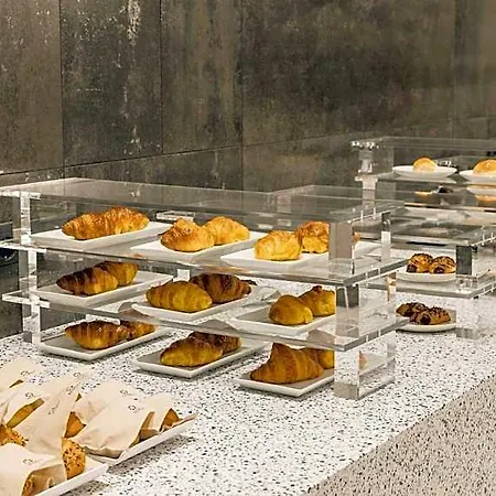 فندق Ilunion San Mames بلباو