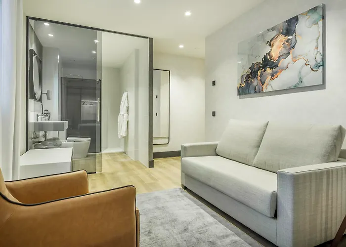 Hotel Ilunion San Mames 4*