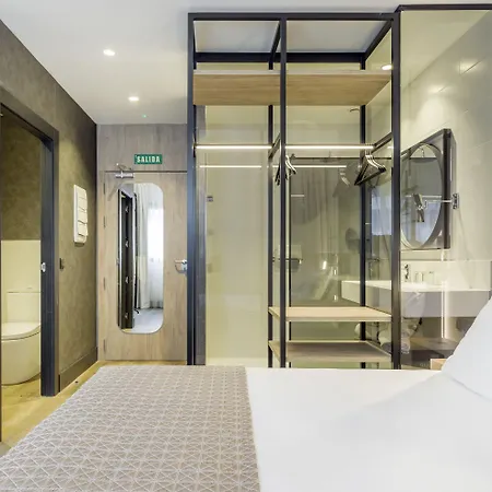 Отель Ilunion San Mames 4*